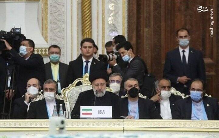 دو عکس متفاوت از اجلاس شانگهای 2