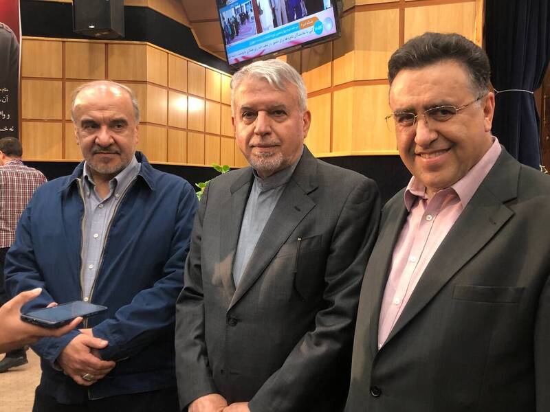 رقابت جلیلی و پزشکیان در دور دوم انتخابات ریاست جمهوری ۱۴۰۳ / زمان اخذ رای تا ساعت ۲۴ تمدید شد/رکورد مشارکت انتخابات سال ۱۴۰۰ شکسته شد +عکس و فیلم