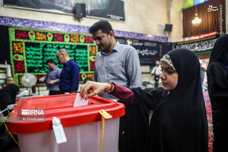 مرحله دوم انتخابات چهاردهمین دوره ریاست جمهوری- مسجد میرزا عیسی خان مرحله دوم انتخابات چهاردهمین دوره ریاست جمهوری- مسجد میرزا عیسی خان