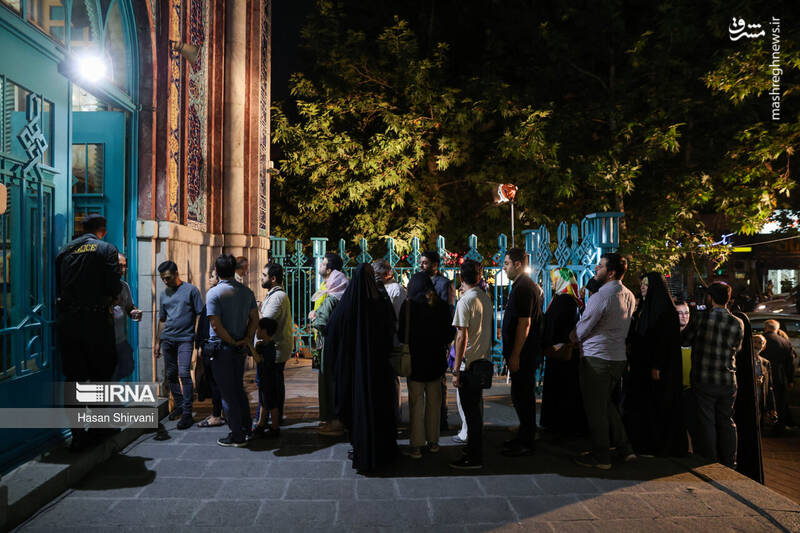 مرحله دوم انتخابات چهاردهمین دوره ریاست جمهوری- حسینیه ارشاد مرحله دوم انتخابات چهاردهمین دوره ریاست جمهوری- حسینیه ارشاد
