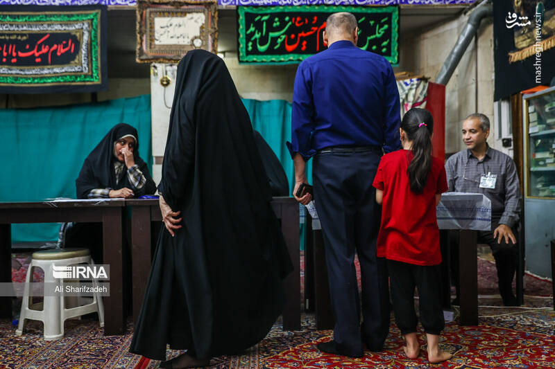 مرحله دوم انتخابات چهاردهمین دوره ریاست جمهوری- مسجد میرزا عیسی خان مرحله دوم انتخابات چهاردهمین دوره ریاست جمهوری- مسجد میرزا عیسی خان