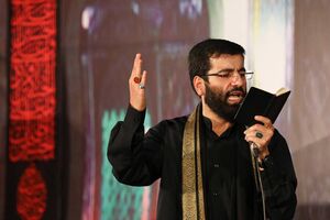 صوت/ شب اول محرم با نوای حسین سیب سرخی