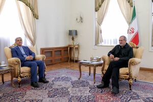 طیبنیا با رئیس جمهور منتخب دیدار کرد