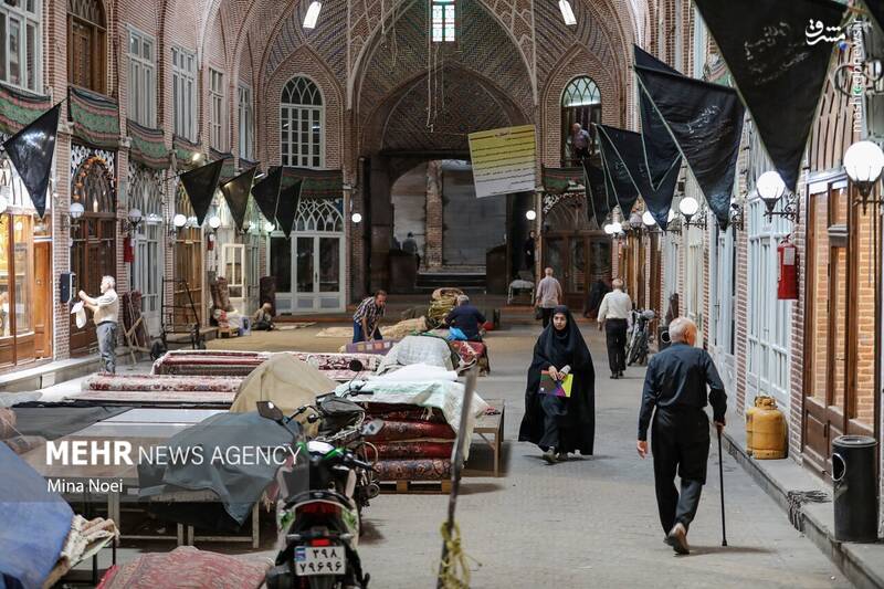 عکس/ سیاه پوش شدن بازار تاریخی تبریز