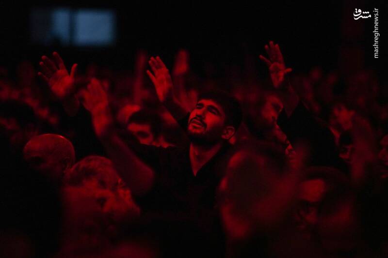 عکس/ شب سوم ماه عاشقی در هیئت آیین حسینی