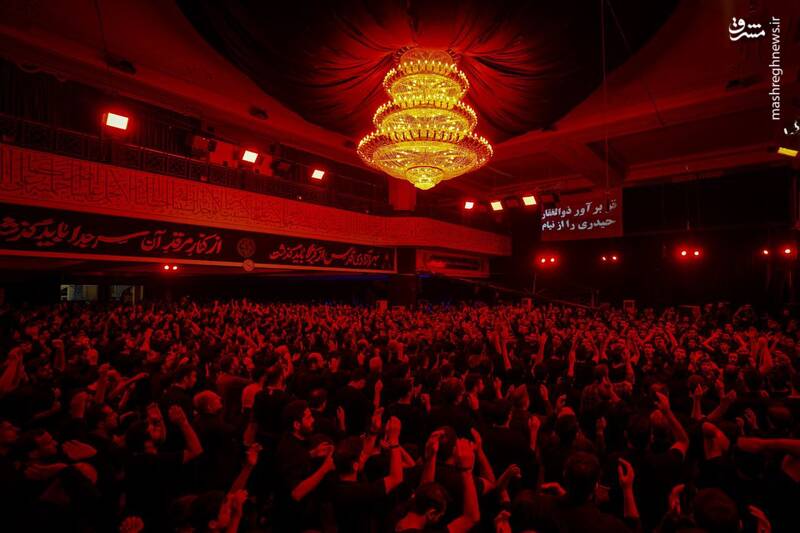 عکس/ شب چهارم محرم الحرام در هیئت آیین حسینی