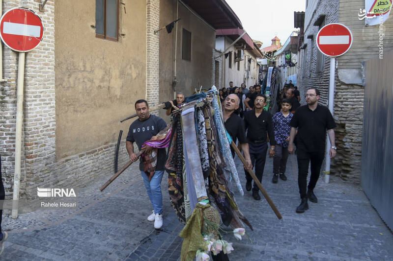 عکس/ آیین سنتی طوق بندان