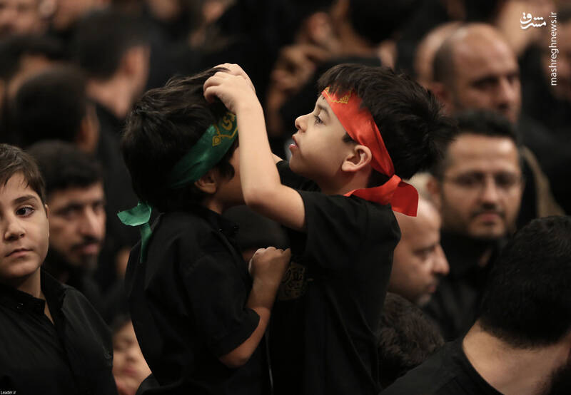 مراسم عزاداری شب تاسوعای حسینی با حضور رهبر انقلاب +عکس و فیلم
