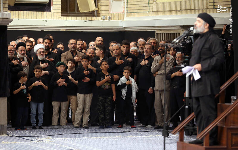 مراسم عزاداری شب تاسوعای حسینی با حضور رهبر انقلاب +عکس و فیلم