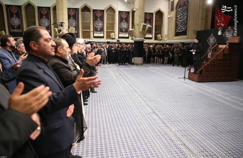 مراسم عزاداری شب تاسوعای حسینی با حضور رهبر انقلاب +عکس و فیلم