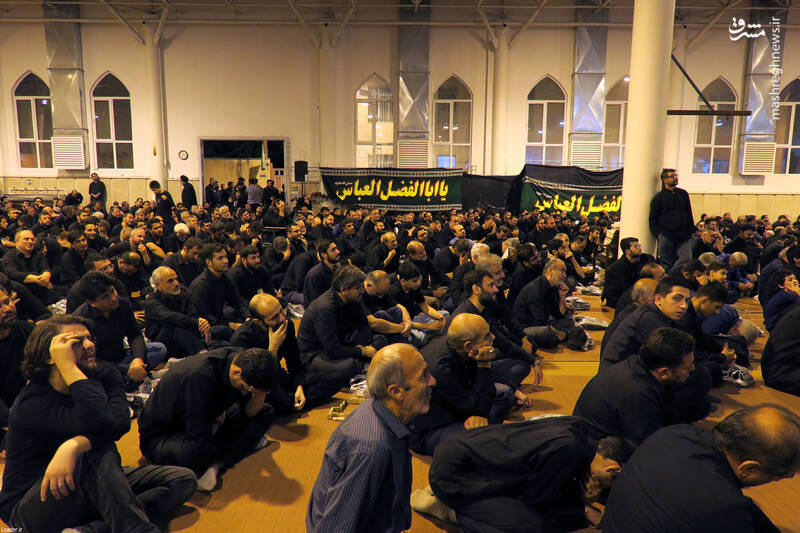 مراسم عزاداری شب تاسوعای حسینی با حضور رهبر انقلاب +عکس و فیلم