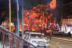 پنج کشته و ۲۰ زخمی بر اثر انفجار بمب