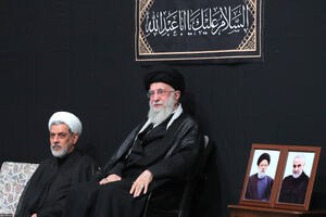 مراسم عزاداری شب عاشورای حسینی در حسینیه امام خمینی (ره) +عکس