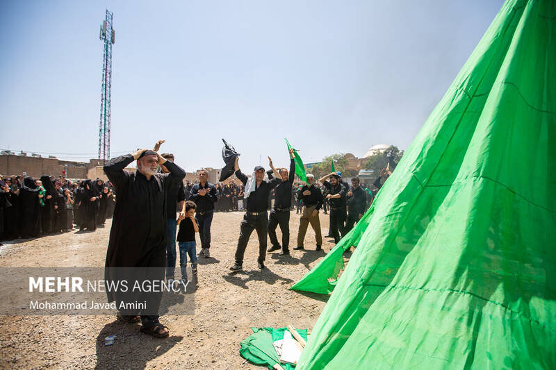 مراسم خیمه سوزان ظهر عاشورا - قزوین
