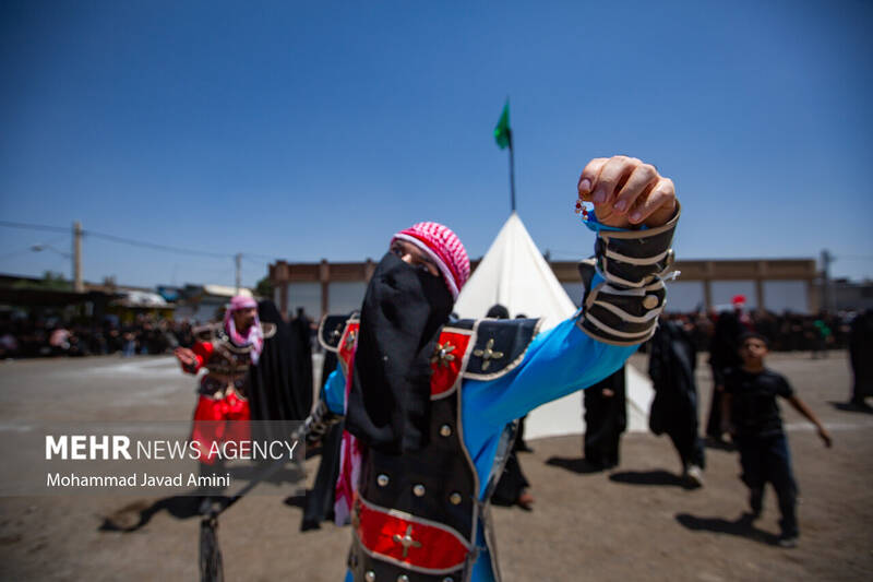مراسم خیمه سوزان ظهر عاشورا - قزوین