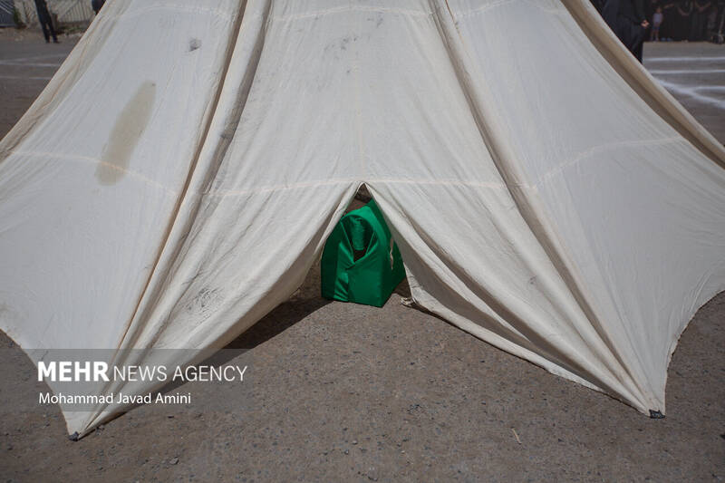 مراسم خیمه سوزان ظهر عاشورا - قزوین