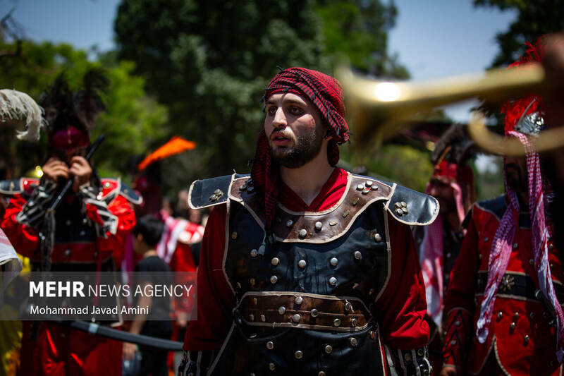 مراسم خیمه سوزان ظهر عاشورا - قزوین