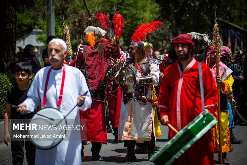 مراسم خیمه سوزان ظهر عاشورا - قزوین