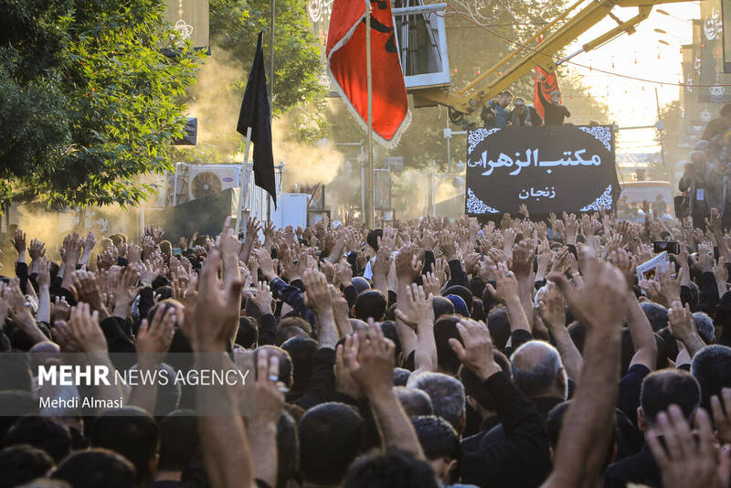 دسته عزاداری عصر عاشورا در زنجان