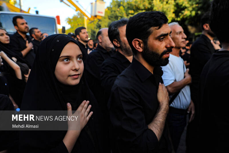 دسته عزاداری عصر عاشورا در زنجان