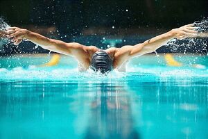مسابقات شنا قهرمانی پسران در بجنورد برگزار می‌شود