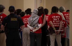 عکس/ دستگیری حامیان فلسطین در ساختمان کنگره آمریکا