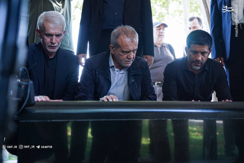 عکس/ حضور رئیس جمهور منتخب در کمپ تیمهای ملی کشتی