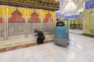 شست‌وشوی حرم حضرت عباس(ع) بعد از دو دهه عزاداری