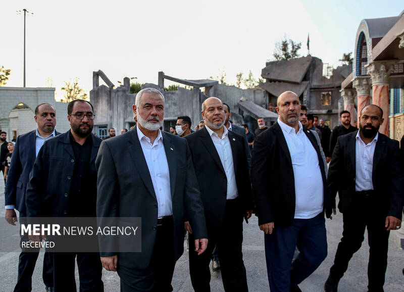 بازدید «اسماعیل هنیه» و «زیاد النخالة» از سرزمین تمدنها در برج میلاد