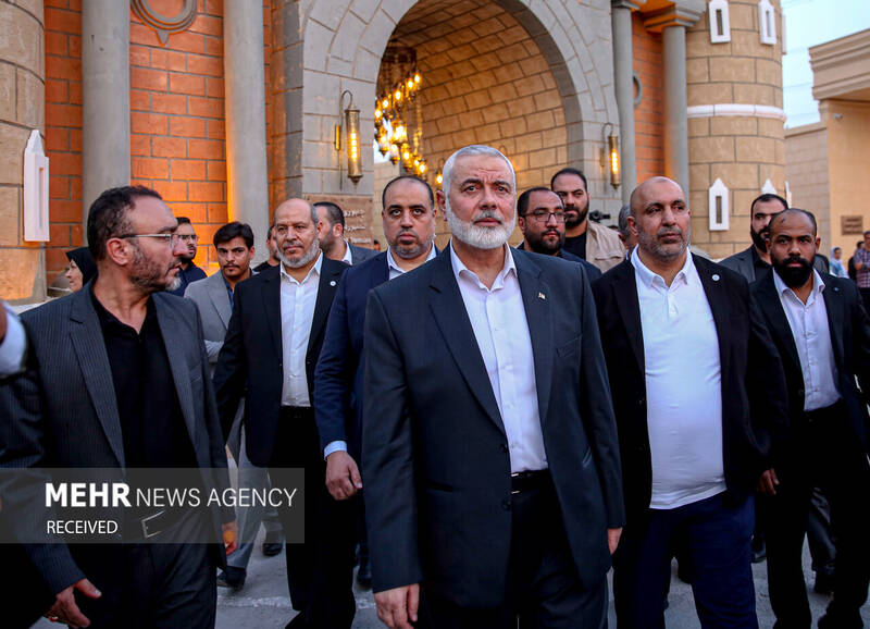 بازدید «اسماعیل هنیه» و «زیاد النخالة» از سرزمین تمدنها در برج میلاد