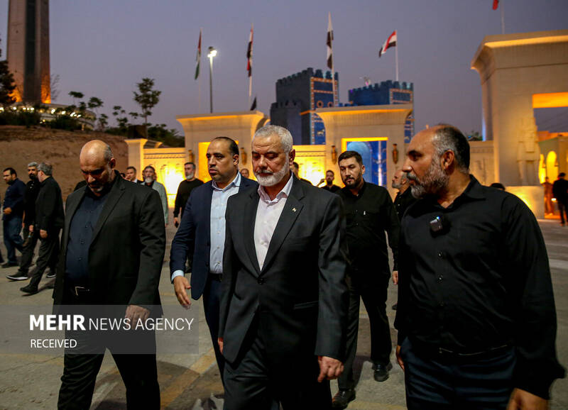 بازدید «اسماعیل هنیه» و «زیاد النخالة» از سرزمین تمدنها در برج میلاد