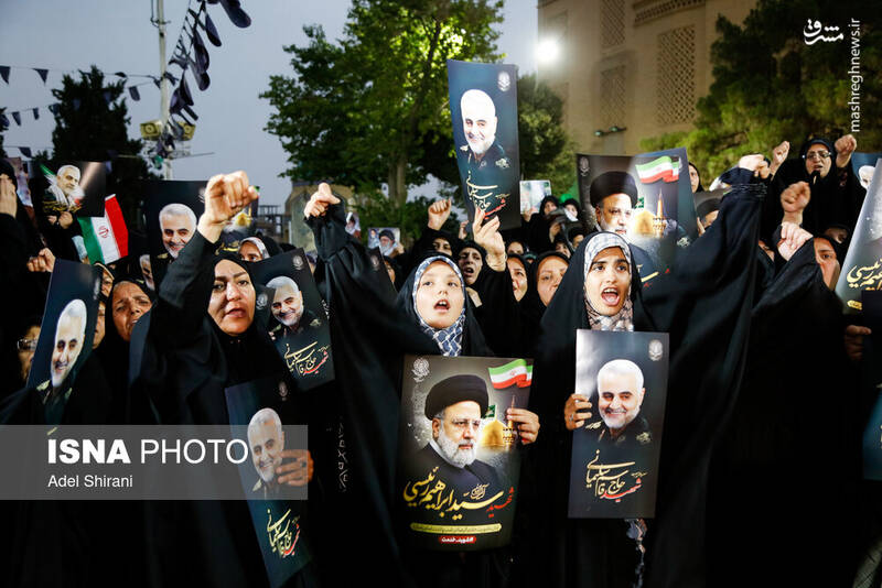 تجمع مردم اصفهان در اعتراض به شهادت دکتر اسماعیل هنیه توسط رژیم صهیونیستی تجمع مردم اصفهان در اعتراض به شهادت دکتر اسماعیل هنیه توسط رژیم صهیونیستی