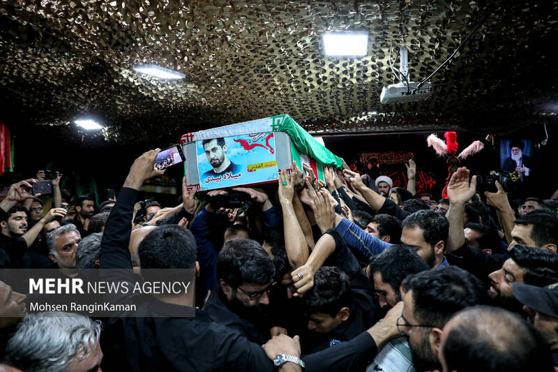 عکس/ مراسم وداع با پیکر مطهر شهیدالقدس میلاد بیدی