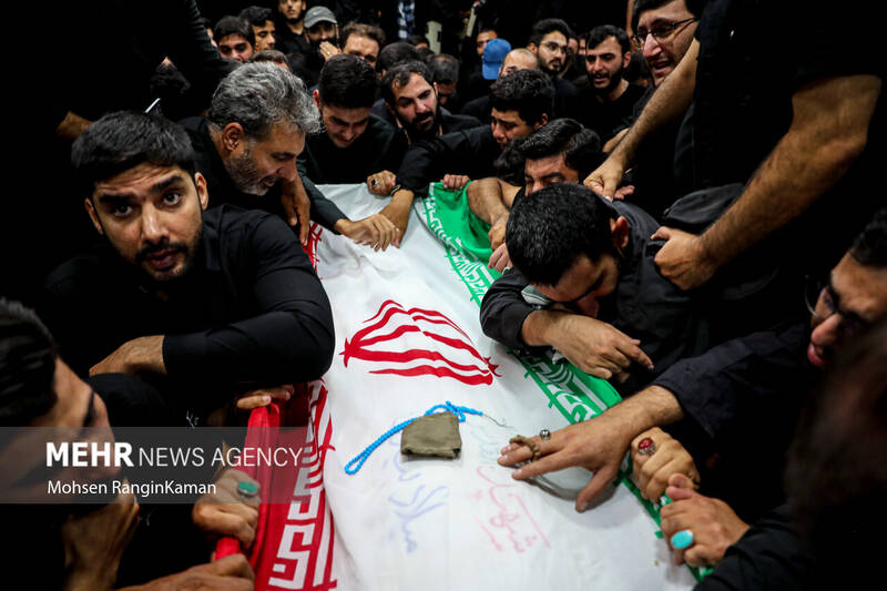 عکس/ مراسم وداع با پیکر مطهر شهیدالقدس میلاد بیدی