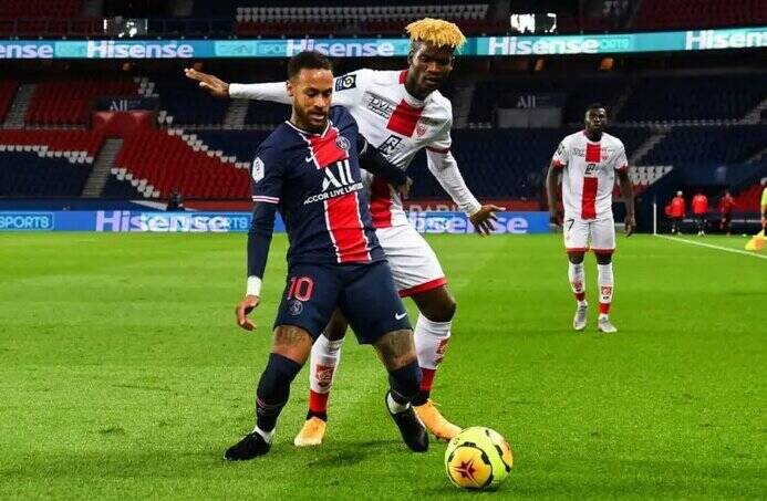 ستاره ۱۶ میلیون یورویی ساندرلند در استقلال؛ هایجک آبیپوشان از لیگ عربستان