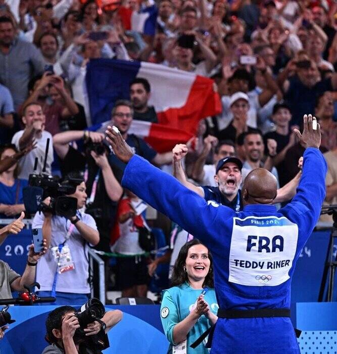 پادشاه اشک ساموراییها را درآورد؛ طلای جودوی تیمی به فرانسه رسید + عکس و فیلم