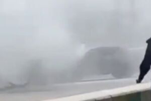 آتش گرفتن یک خودرو در زاهدان بخاطر گرمای هوا