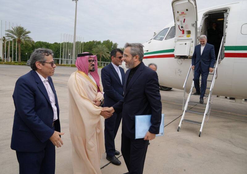 علی باقریکنی وارد جده شد