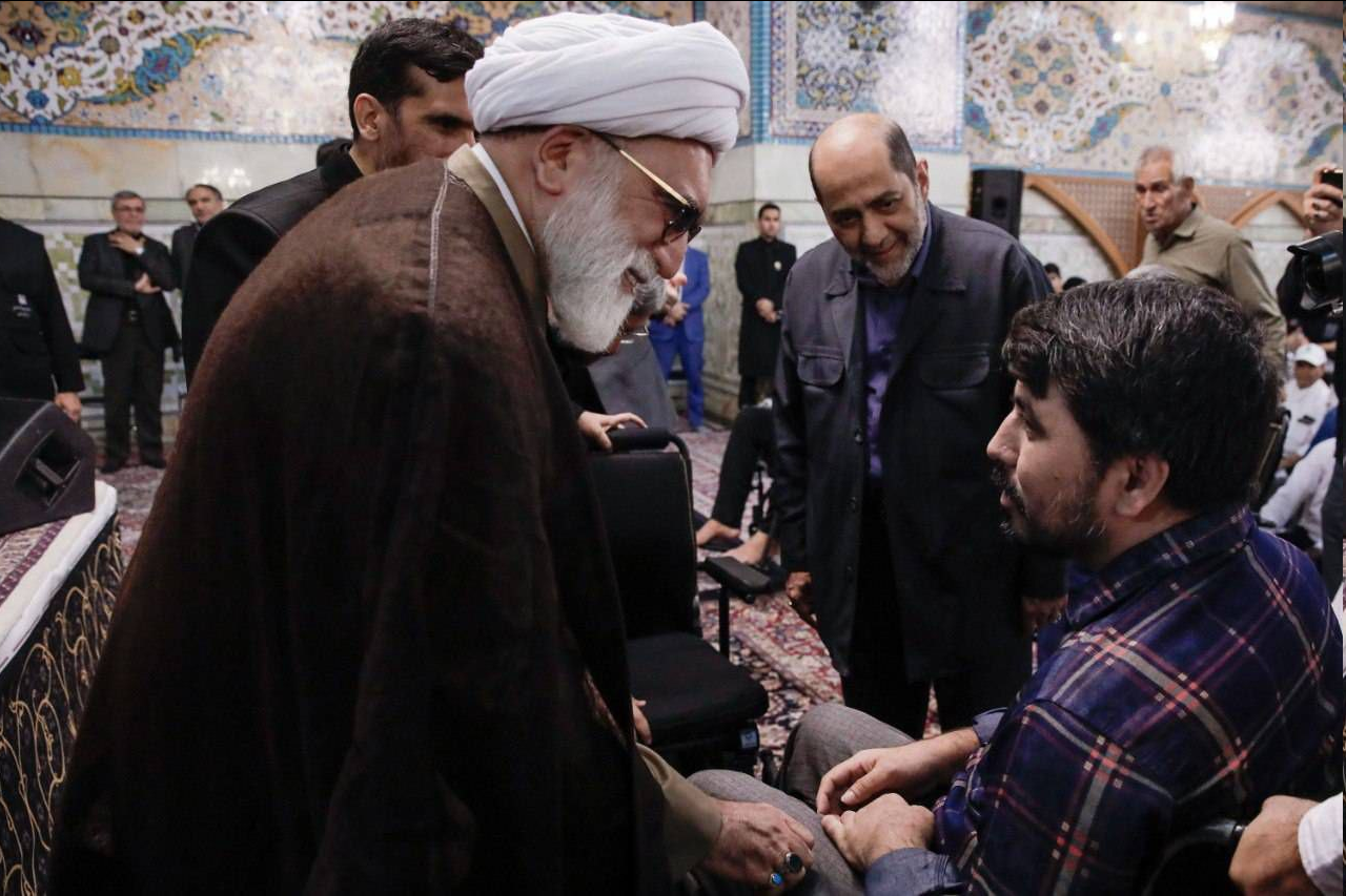 اهدای ۱۹۰ ویلچر برقی به توانیابان در حرم مطهر رضوی