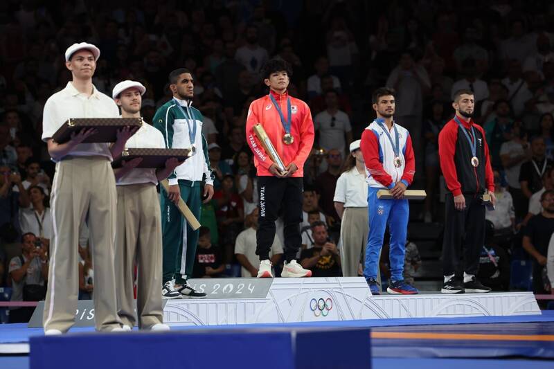 پیشگامان مدالآوری در پاریس/رشتههایی برای کشورشان پیشتازی کردند