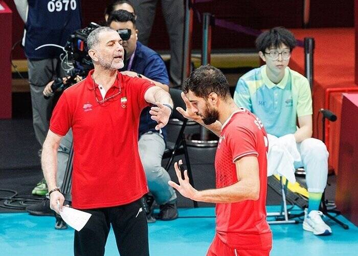 اکبری: عطایی توتولو را کنار نمیگذاشت الان در پاریس بود/ توانایی سرمربیگری تیم ملی را دارم