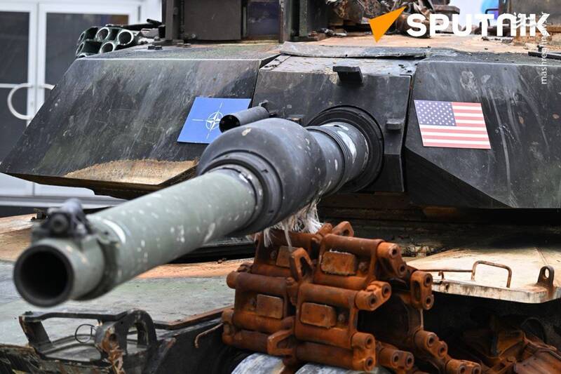 نمایش غنیمتهای جنگی غربی در روسیه+ عکس