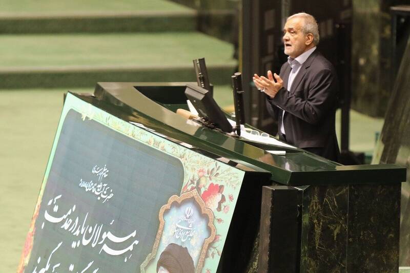 دفاع رئیسجمهور از کابینه پیشنهادی دولت چهاردهم/ نمایندگان مخالف و موافق چه گفتند؟