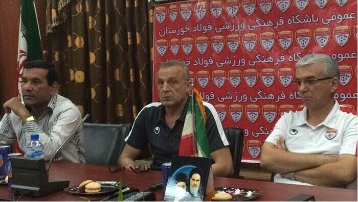 یک کروات نامآشنا، مدیر جدید آکادمی تراکتور