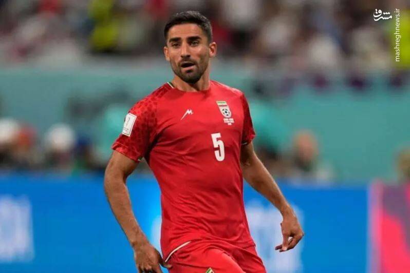 منتقدان قلعهنویی از کیروش هم ایراد می گرفتند/ عینک بدبینی نسبت به تیم ملی را بردارید/ چرا کسی شکست عربستان و تساوی کره جنوبی و استرالیا را ندید؟