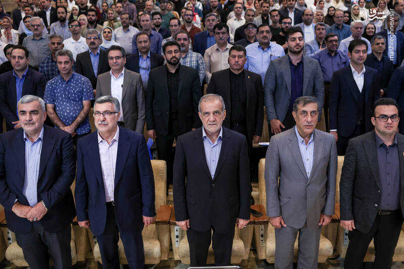 عکس/ آیین گرامیداشت روز پزشک با حضور رئیس جمهور