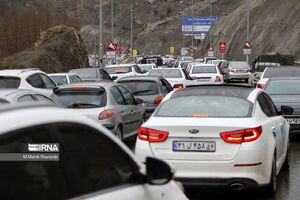 ترافیک سنگین در جاده کرج - چالوس و آزادراه تهران - شمال