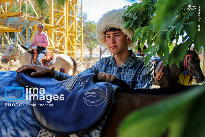 عکس/ کاروان سوارکاران بجنورد در راه مشهد الرضا (ع)