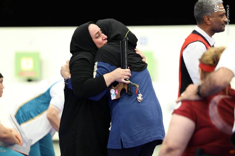 عکس/ سجده شکر ساره جوانمردی پس از کسب اولین طلای ایران در پارالمپیک