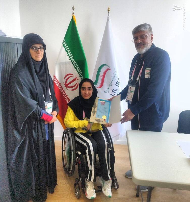 عکس/ اهدای پاداش پارالمپیکیهای پای سکو